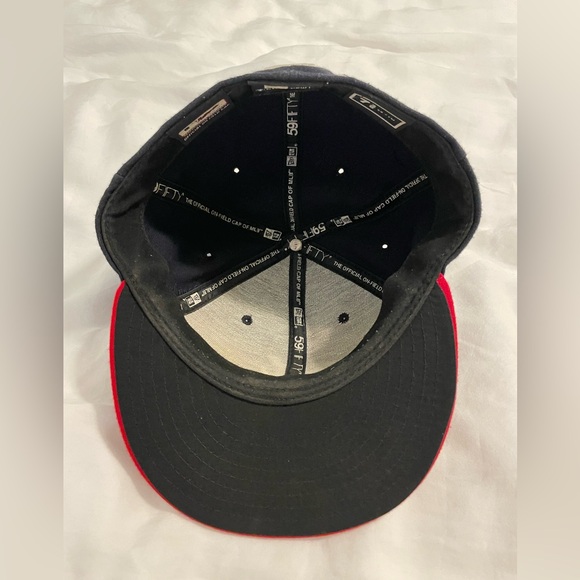 New Era Atlanta Braves Fitted Hat - Navy/Red Braves Hat - Picture 5 of 6